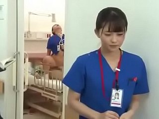Медсестра Помогает Заняться Сексом